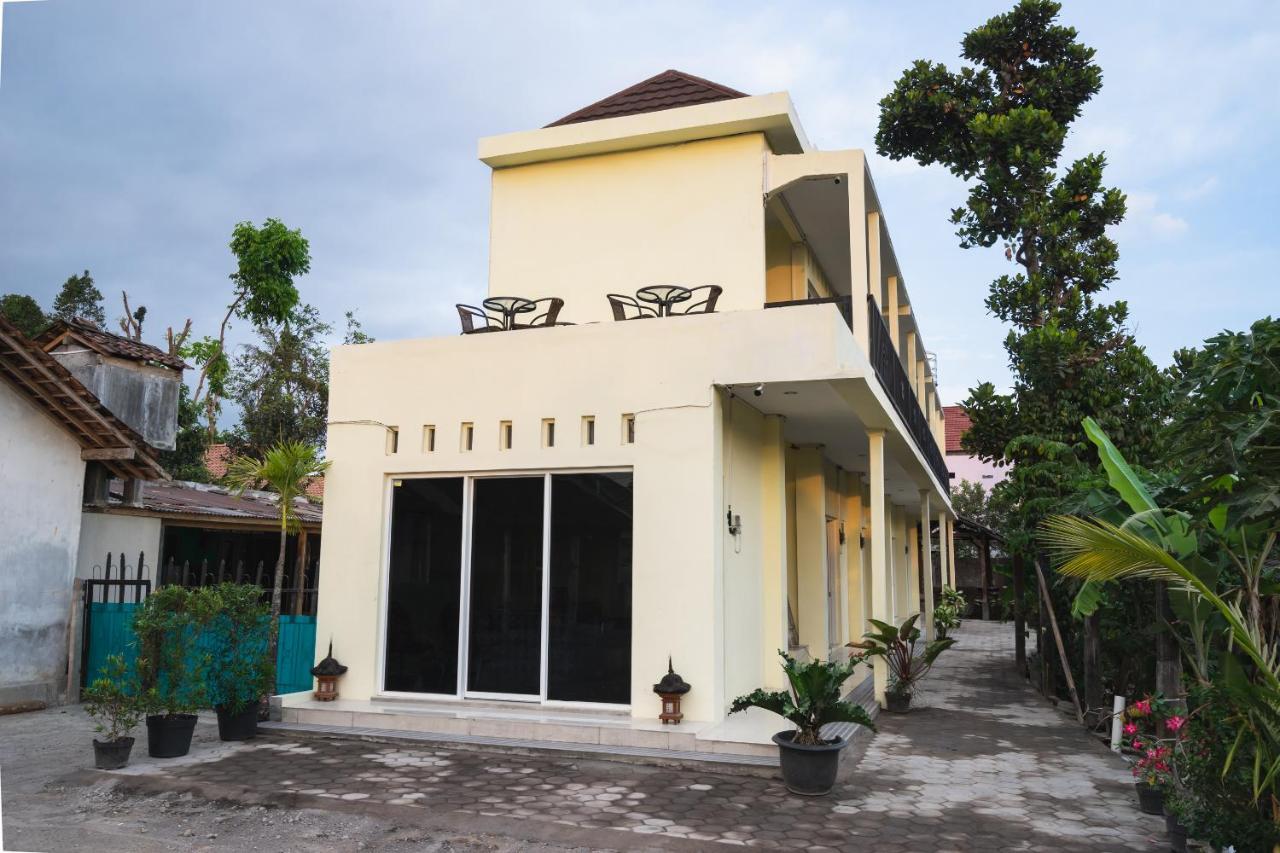 Oyo 1855 Elise Exclusive Residence Balong  Kültér fotó
