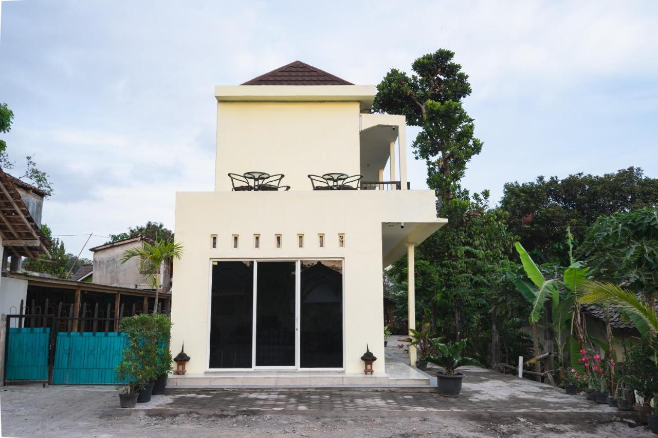 Oyo 1855 Elise Exclusive Residence Balong  Kültér fotó