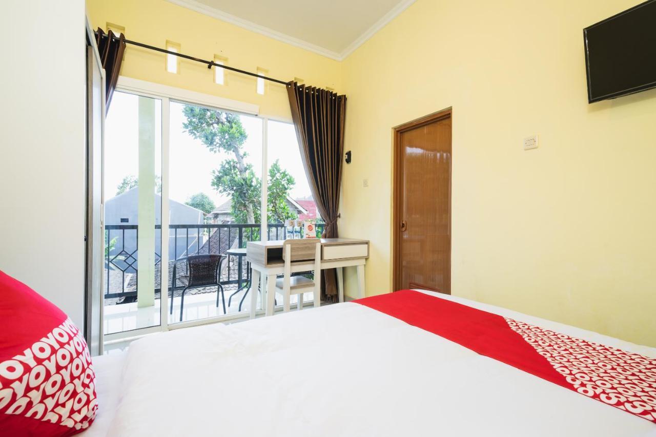 Oyo 1855 Elise Exclusive Residence Balong  Kültér fotó