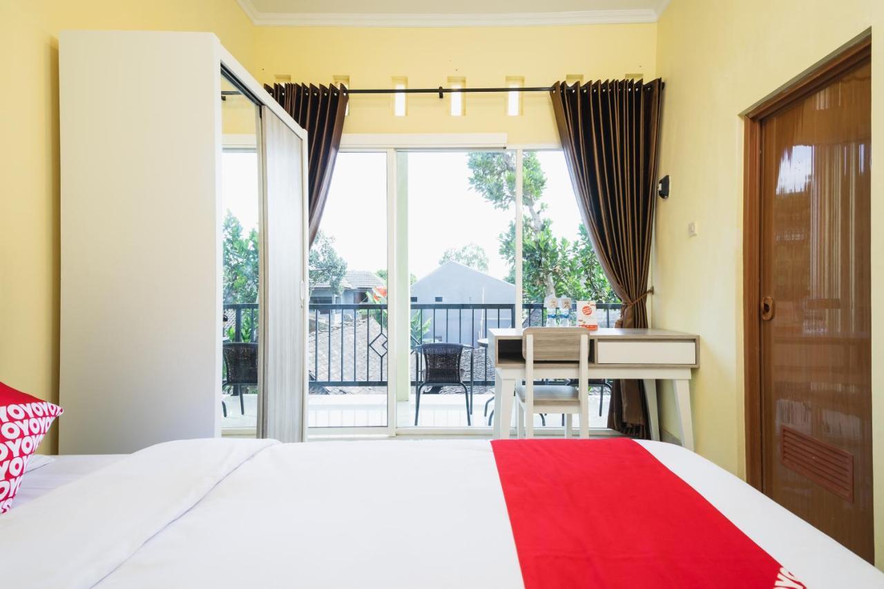 Oyo 1855 Elise Exclusive Residence Balong  Kültér fotó
